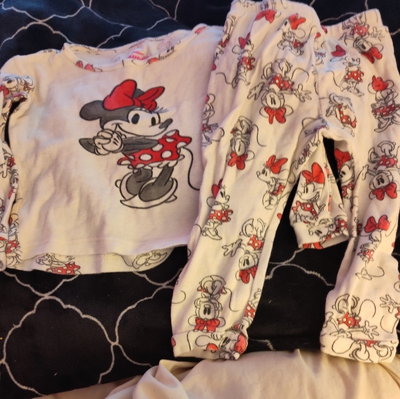 Minnie Mouse Pajama Set - Picture 1 of 2